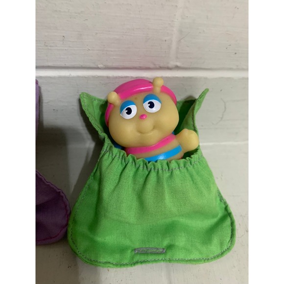 Glo Bedbug lot of 2 Glow Worm Friends 3" Mini Figure Sleeping Bag Playskool 80s. - Picture 3 of 6